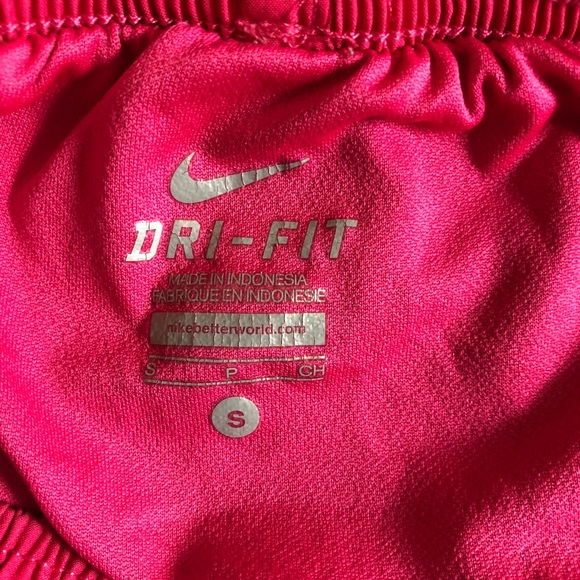 Nike athletic shorts - Picture 3 of 5